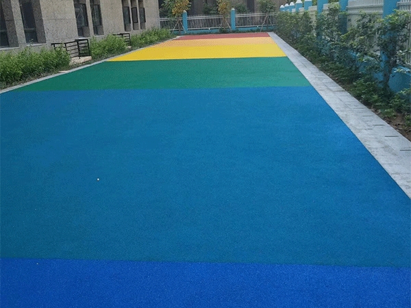 廈門高崎國際機(jī)場，陶瓷顆粒彩色防滑地坪